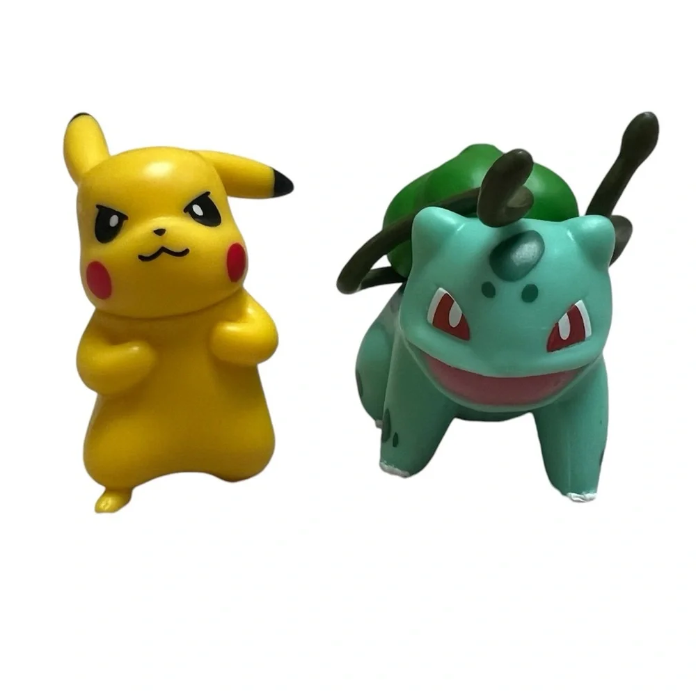 Pokemon Gengar Flareon Bulbasaur Pikachu Battle Posable Feature and Rowlet Toy